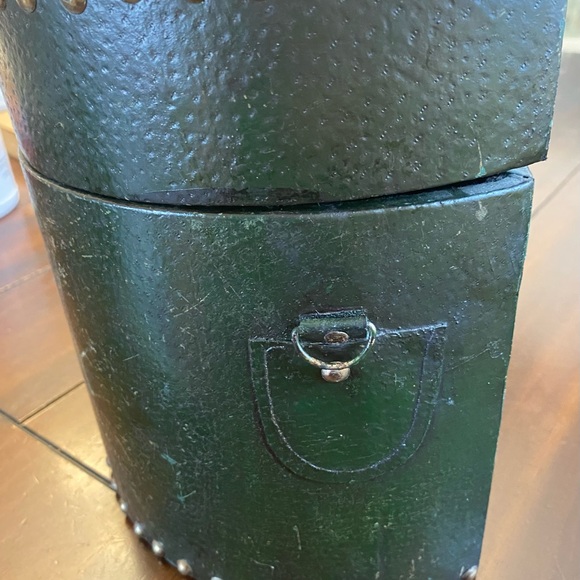 2 Vintage Boxes with Buckle Detail - Picture 2 of 15